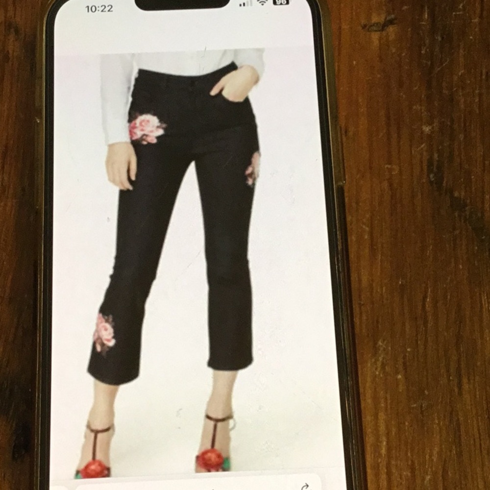 Never worn Kate Spade Bloome Street Kick Flare Jeans